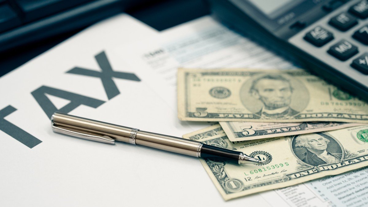 IRS Tax Deduction Changes for People Over 65 in 2025 - What You Need to Know
